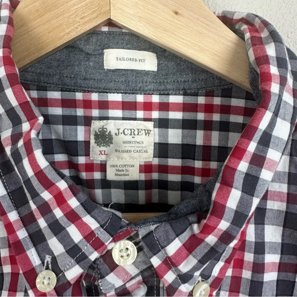 J. Crew Tailored Fit Washed Casual plaid long-sleeve button-down shirt‎
